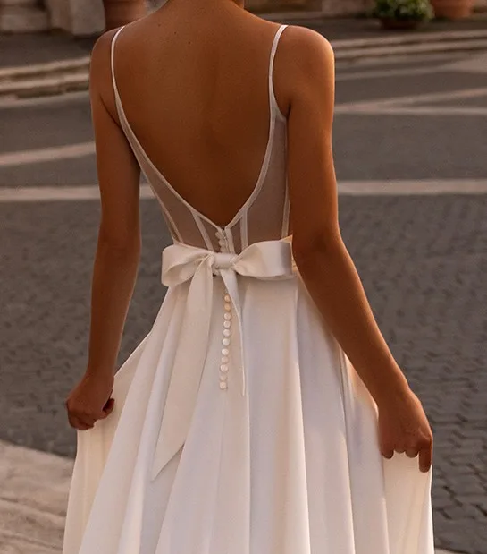 Detailaufnahme weißes Spitzenbrautkleid La vera sposa Kirchheim